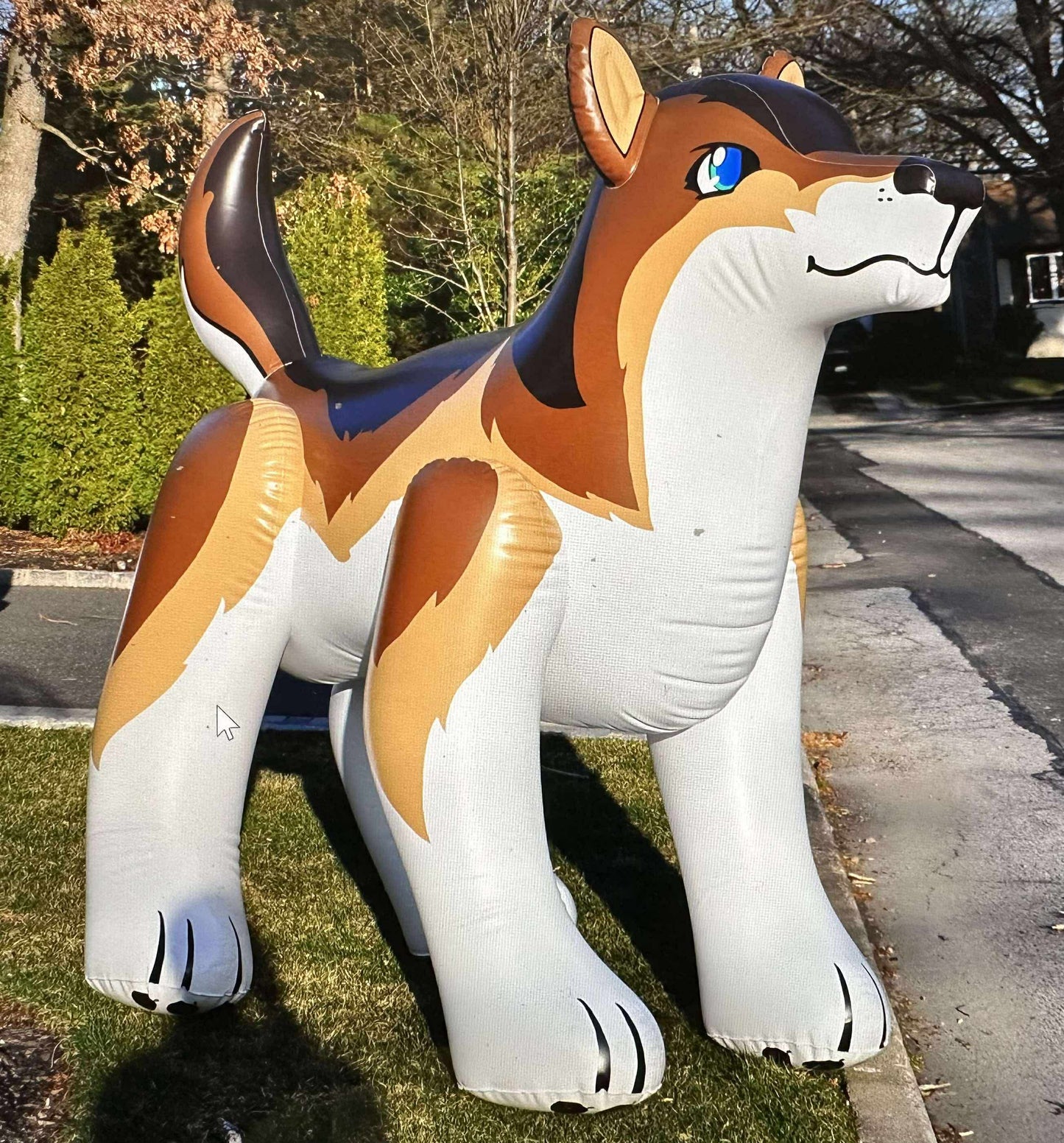 7' Tall G&G Wolf