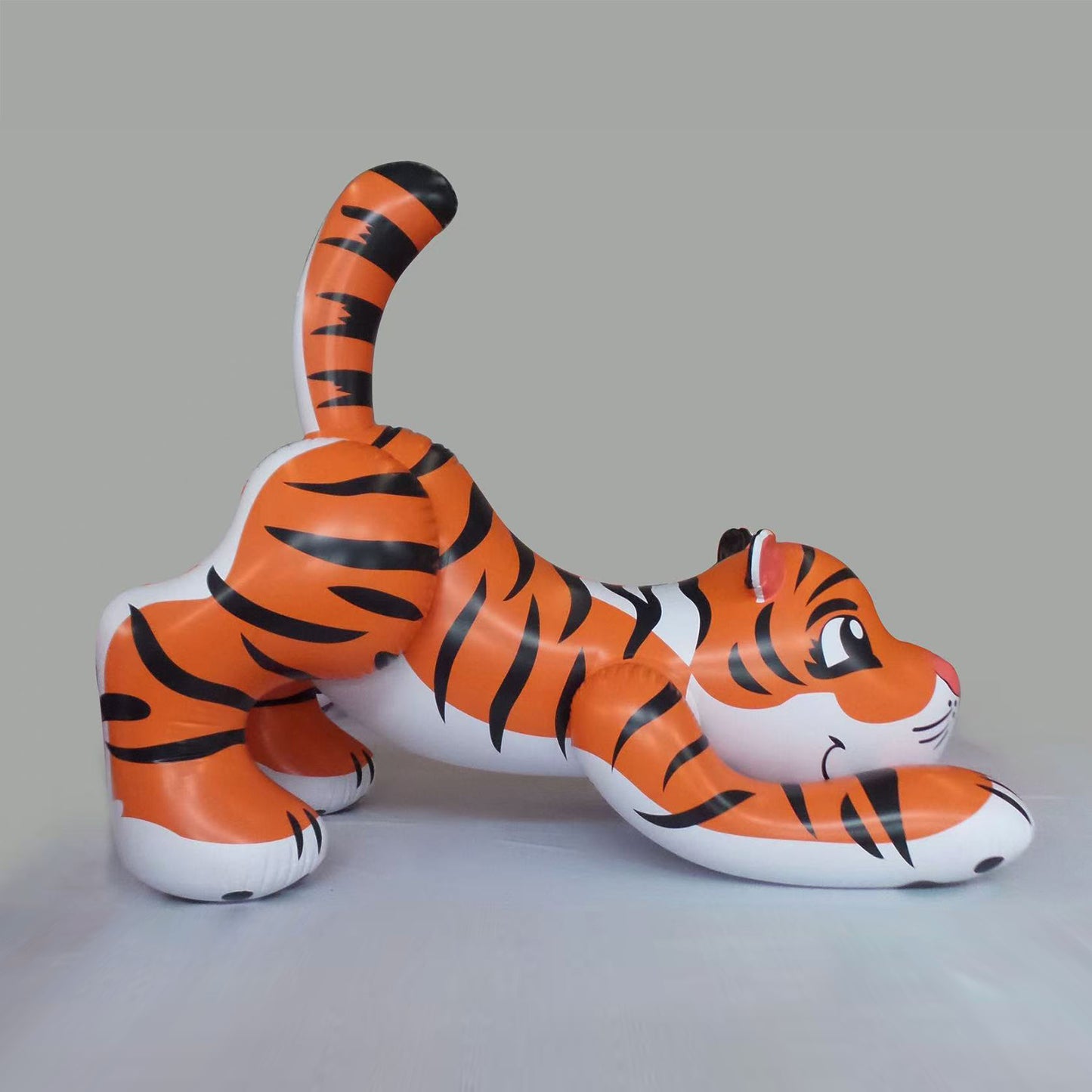 7’ Long Pouncing Tiger