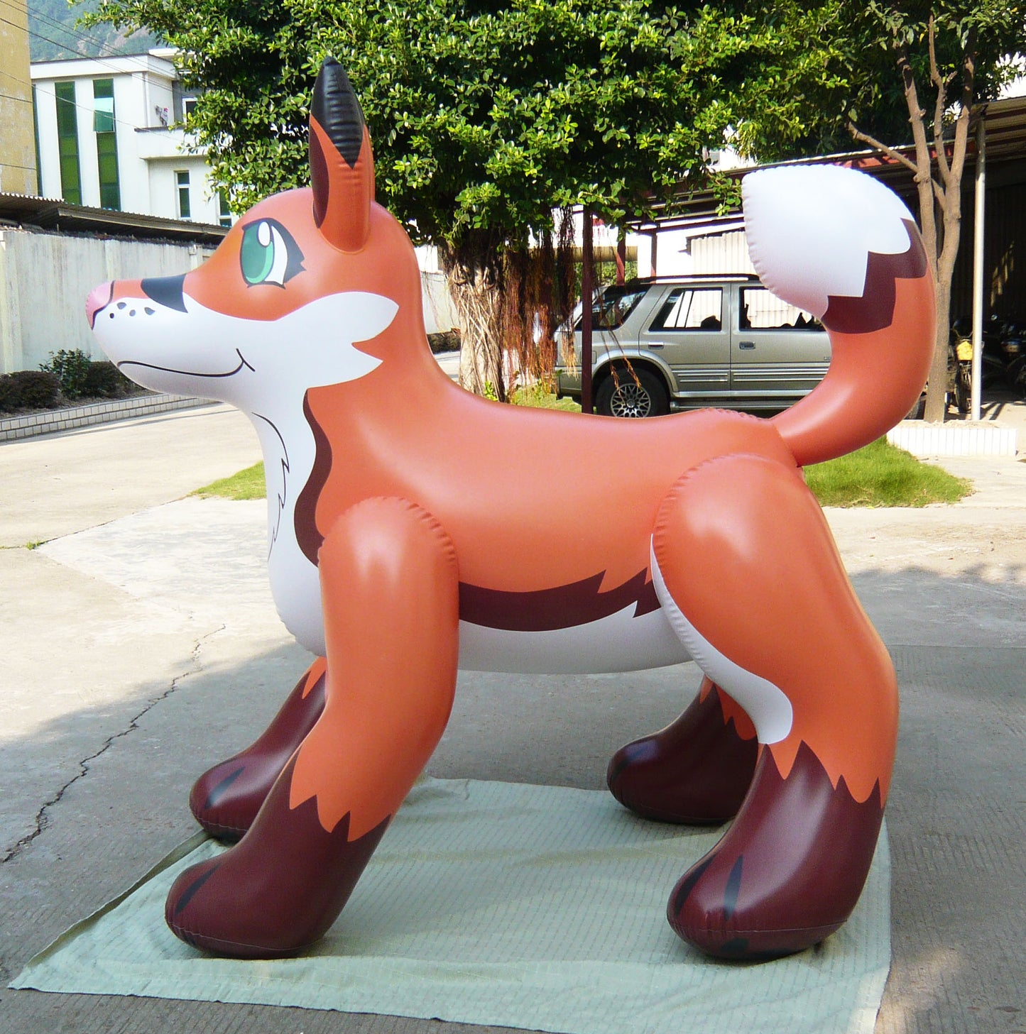 7 foot Tall G&G Fox
