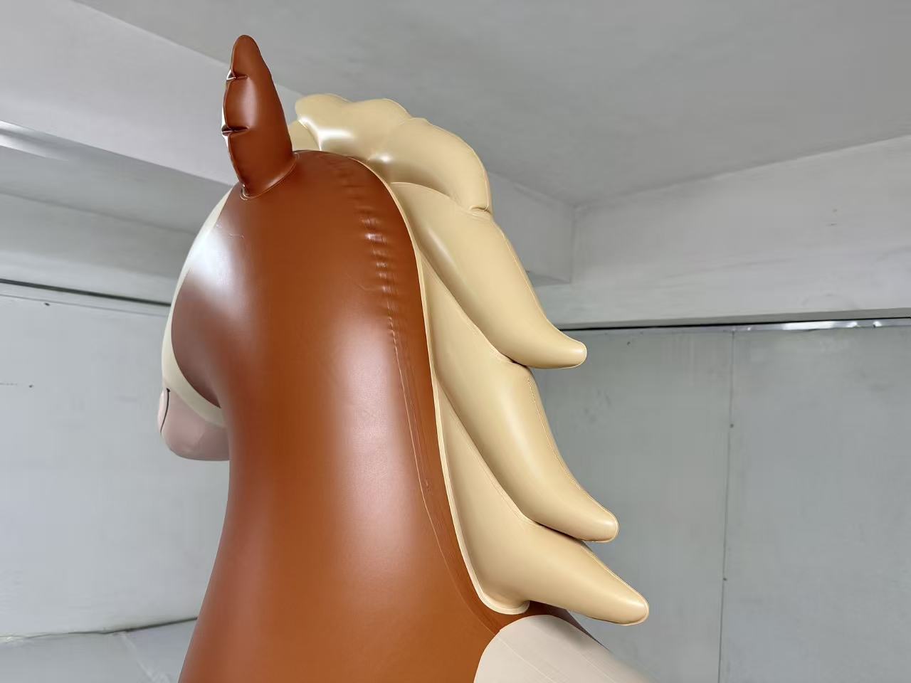 🐎 Cirrus Horse – 84inch (213cm) Tall. Lifelike Giant Horse Decoration